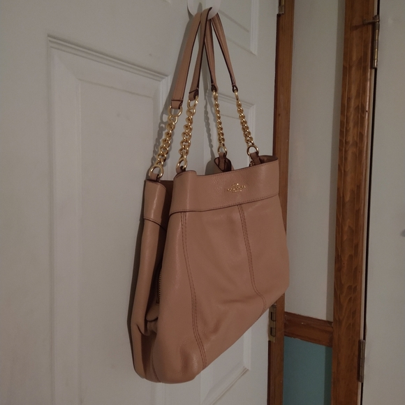 Light pink coach purse - Picture 6 of 9